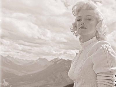 Công bố loạt ảnh 'cực độc’ của Marilyn Monroe
