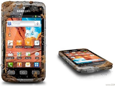 Samsung smartphone 'thách thức' nước và bụi bẩn