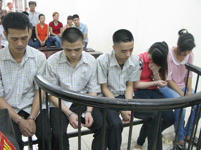 Các bị cáo tại tòa - Ảnh: Thái Uyên