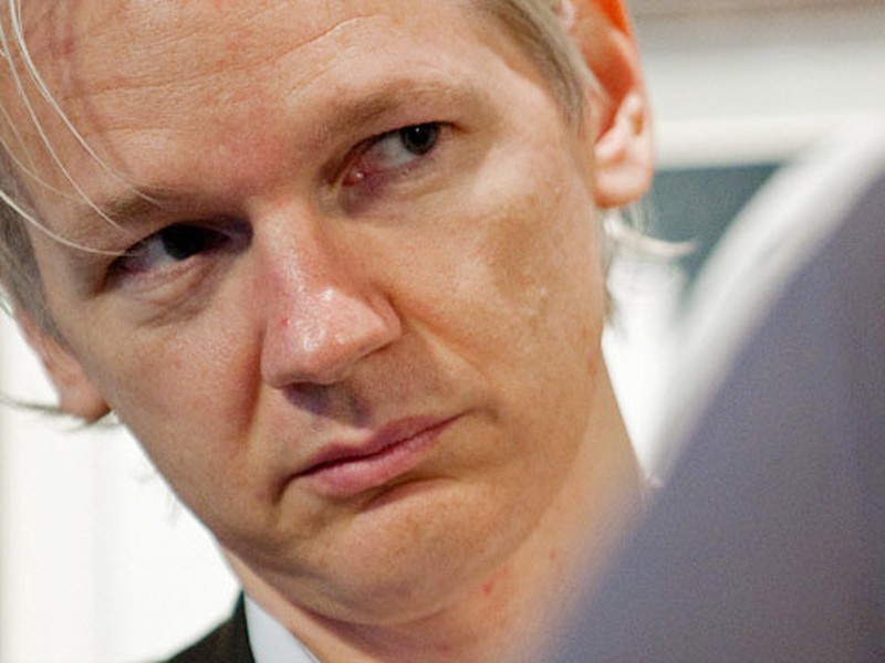 Ông chủ WikiLeaks bị buộc tội hiếp dâm
