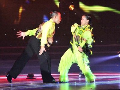 “Đại Thánh thời @” đoạt giải nhất Bước nhảy xì-tin 2011