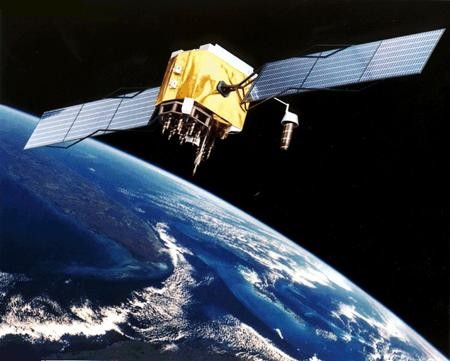 Nghiên cứu vệ tinh giám sát tàu trên Biển Đông
