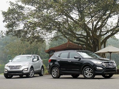 Hyundai tặng khách nhân 4 năm thành lập