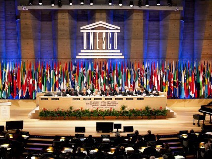 Sau khi được UNESCO kết nạp, Palestine sẽ nỗ lực sớm gia nhập 16 cơ quan khác của LHQ Ảnh: Novinite.com