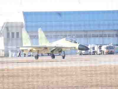 Không quân Trung Quốc và ẩn số J-15