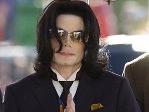 'Có thể Michael Jackson tự tử vì các khoản nợ'