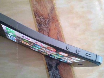 iPhone 5s màn hình cong?
