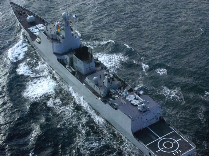 'Nội soi' tham vọng khu trục hạm Trung Quốc