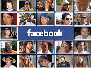 Facebook bội thực vì 'cơn bão' ảnh khiêu dâm