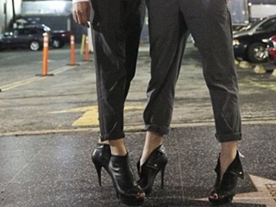 Ấn Độ ra mắt giày cao gót dành cho đàn ông