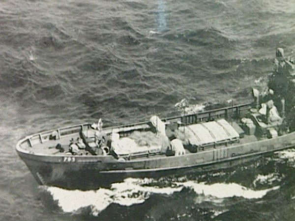 Hình ảnh tàu không số chở vũ khí vào chiến trường miền Nam. Ảnh tư liệu