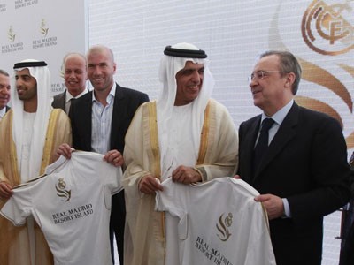 Ghế chủ tịch Real Madrid: Perez và giấc mơ 'độc tài'