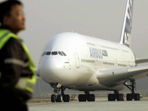 Lệnh kiểm tra toàn bộ Airbus A380 do bị rạn nứt