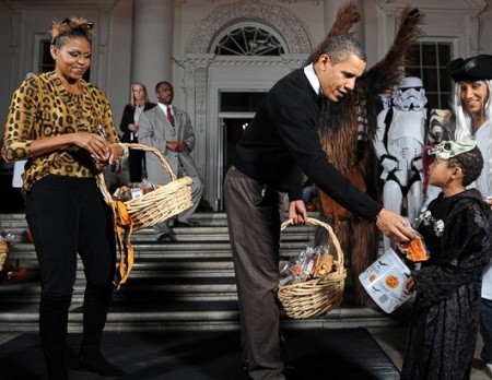 Tổng thống Mỹ vui nhộn với phong cách Halloween