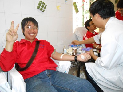 Vũ Xuân Trường, sinh viên năm ba, Đại học Bách khoa cho biết đây là lần thứ 9 anh hiến máu