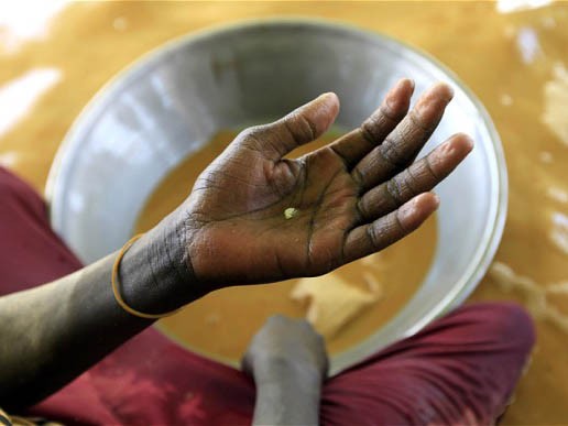 Sập mỏ vàng ở Sudan, 60 người thiệt mạng