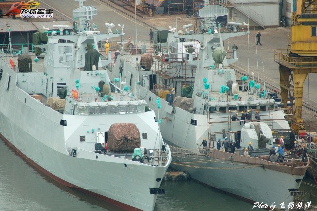 Mỗi tháng Trung Quốc hạ thủy một khu trục tàng hình Type 056