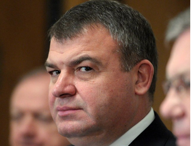 Bộ trưởng Quốc phòng Nga bị cách chức