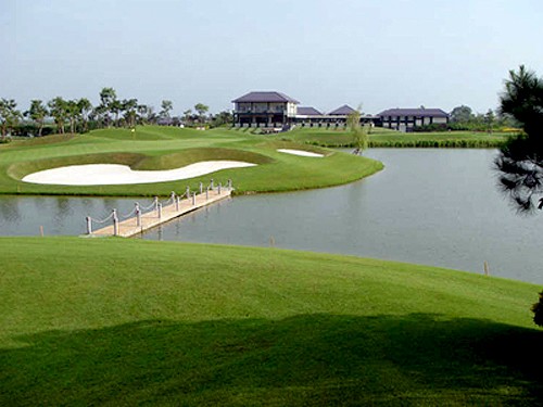 Tiếp tục triển khai 8 dự án sân golf và khu du lịch sinh thái tại Hà Nội