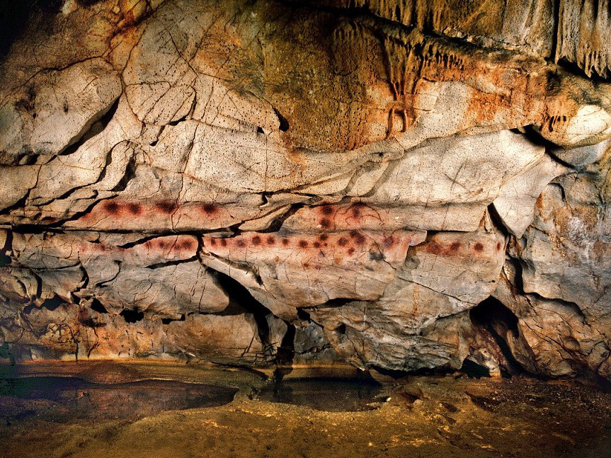 Phát hiện hang động nghệ thuật gần 50.000 năm tuổi