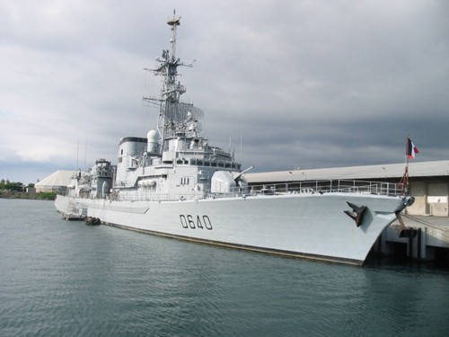 Bộ đôi chiến hạm siêu khủng Pháp sắp tới Việt Nam