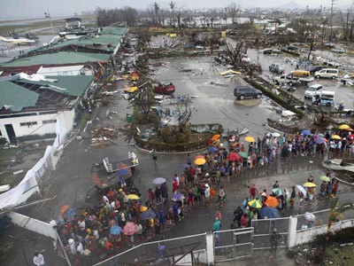 Siêu bão Haiyan tàn khốc như phim 'World War Z'