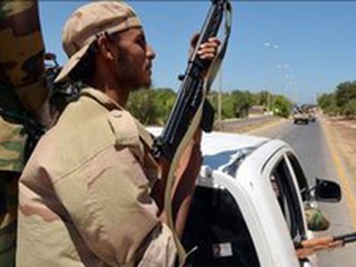 Libya: Chuẩn bị sơ tán người nước ngoài khỏi thủ đô