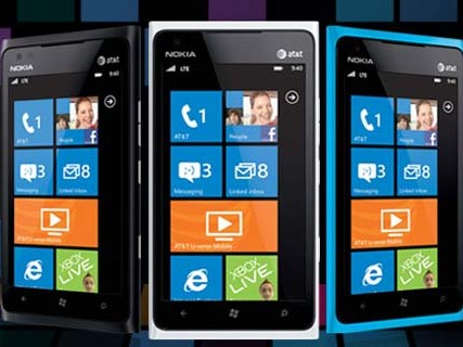Amazon bán Nokia Lumia 900 với giá chỉ 10 USD