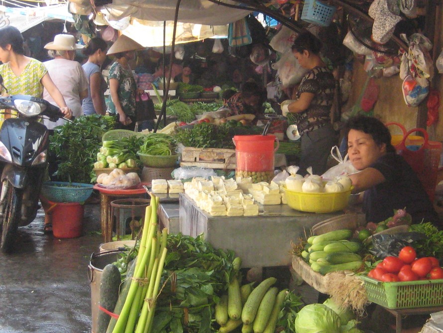 Rau xanh, củ, quả là một trong những mặt hàng tăng vọt trong một tuần qua