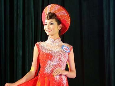 Ba thí sinh xứ Lạng tham dự Hoa hậu Việt Nam 2012