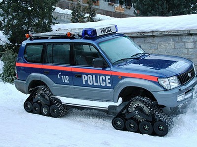 Những chiếc xe cảnh sát độc, lạ nhất thế giới