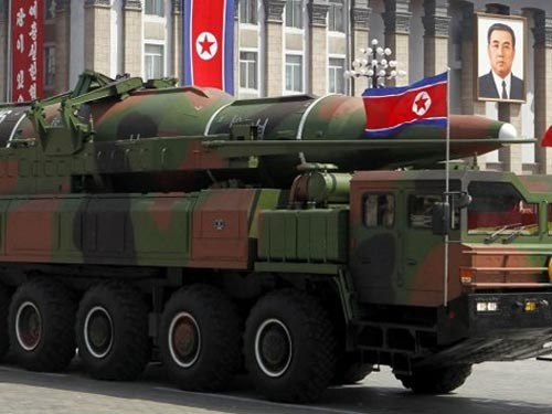 Trung Quốc bí mật bán thiết bị tên lửa cho Triều Tiên