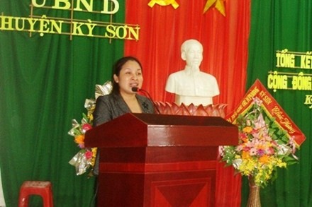 Phó chủ tịch Cụt Thị Nguyệt phát biểu tại một hội nghị. Ảnh: L.G