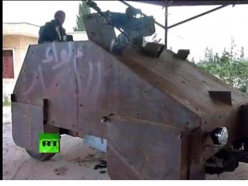 Chiếc xe tăng tự chế từ phế liệu của phiến quân Syria