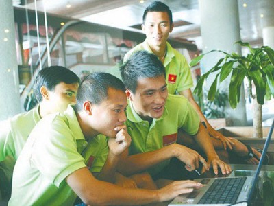 Cầu thủ Việt thích đồ công nghệ cao