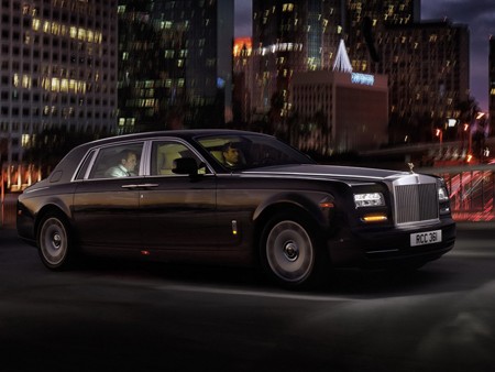 Rolls-Royce trình làng Phantom Series II bản ‘kéo dài’
