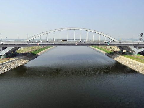 Hàn Quốc cho lắp thiết bị chống tự tử trên sông Hàn