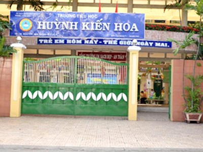Trường Tiểu học Huỳnh Kiến Hoa nơi bé Hà theo học