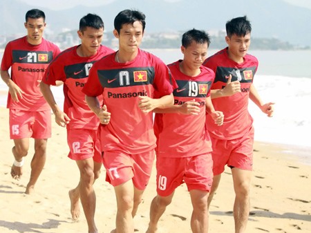 Sao bóng đá Việt và nỗi lo thất nghiệp