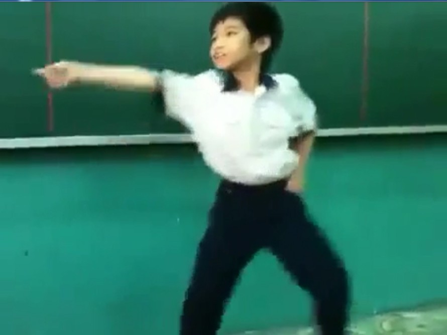 Học sinh tiểu học nhảy Gangnam Style gây sốt