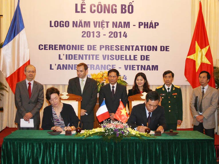 Công bố biểu trưng năm Việt Nam - Pháp