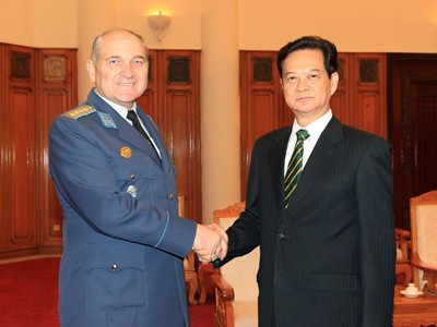 Việt Nam thúc đẩy hợp tác quốc phòng với Bulgaria, Nhật Bản