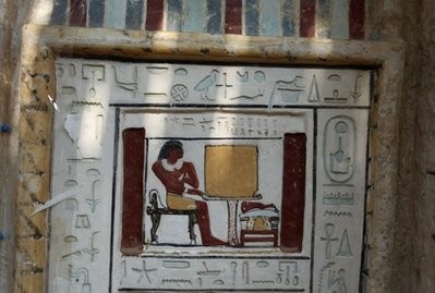 Ai Cập tiến hành khai quật lăng mộ 4.300 năm tuổi