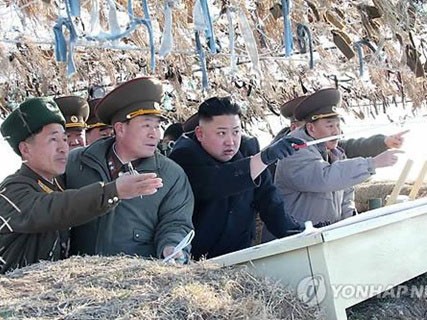 Lãnh đạo Triều Tiên Kim Jong Un thị sát môt đơn vị quân đội