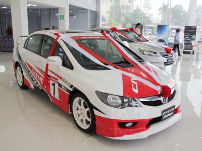 Honda Civic Racing xuất hiện tại Hà Nội
