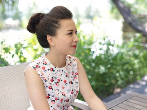 Nữ phó tổng 24 tuổi xinh đẹp của Vietinbank Capital