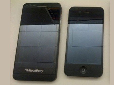 'Phẫu thuật' BlackBerry Z10 sắp ra mắt