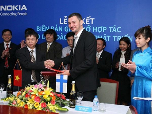 Nokia hợp tác đào tạo với 2 trường Đại học tại Hà Nội