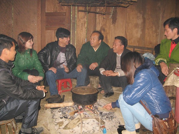 Tết của gia đình người Mông ở Nậm Cắn