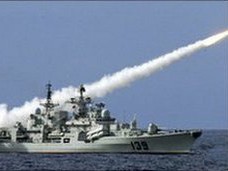 Nhật Bản lo ngại Trung Quốc tăng cường hải quân